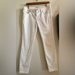 Vineyard vines white corduroy pants